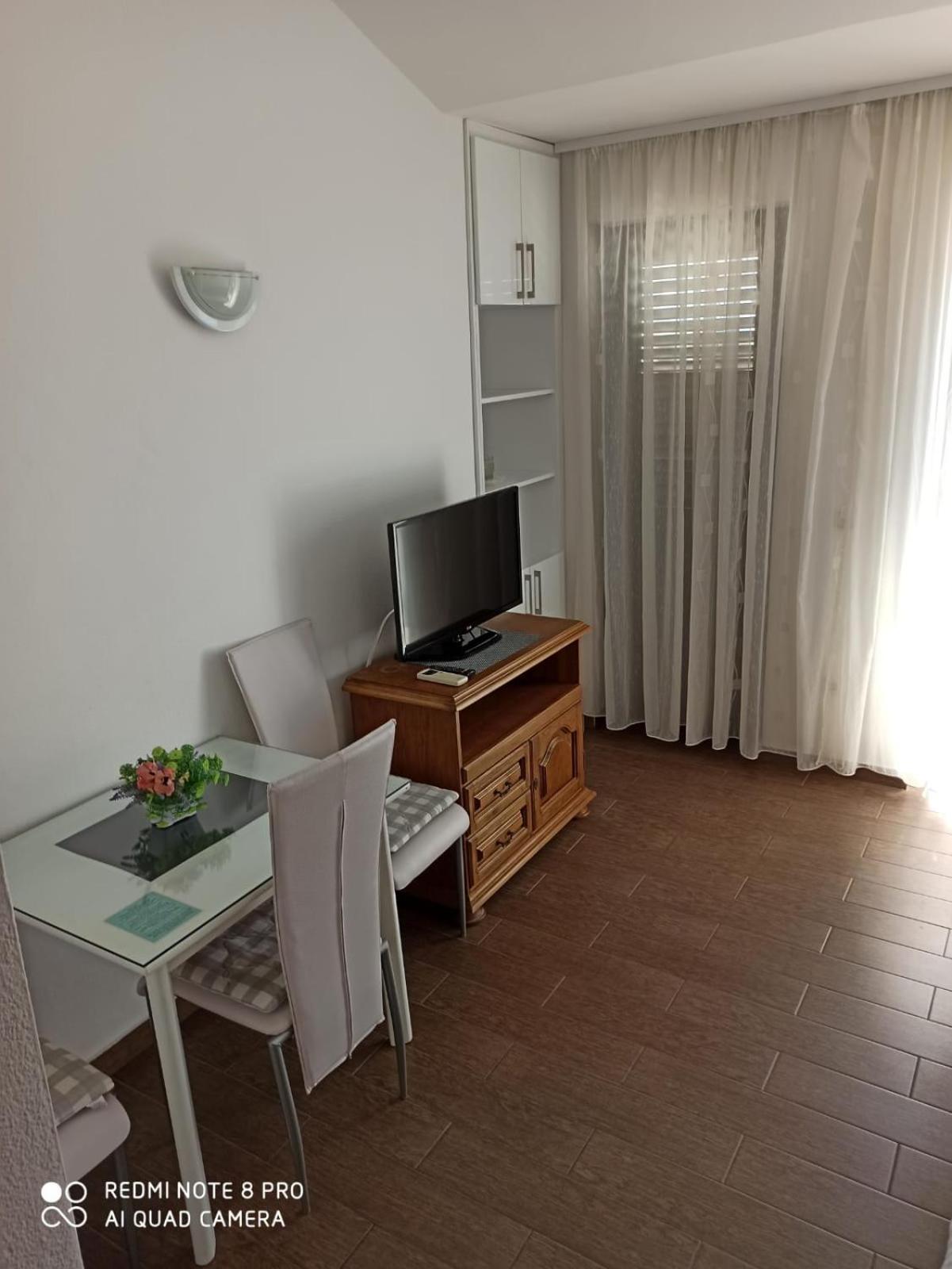 Guesthouse Mario&Marina Макарска Стая снимка