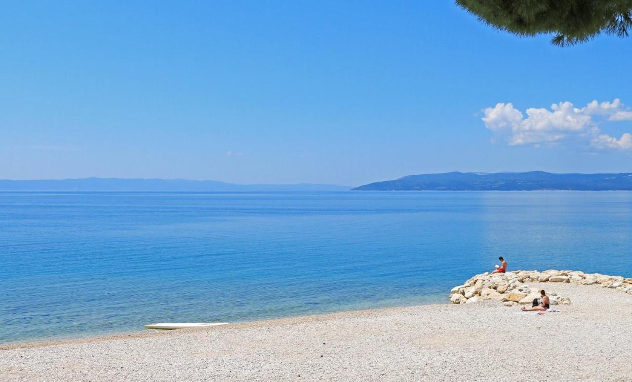 Guesthouse Mario&Marina Макарска Екстериор снимка