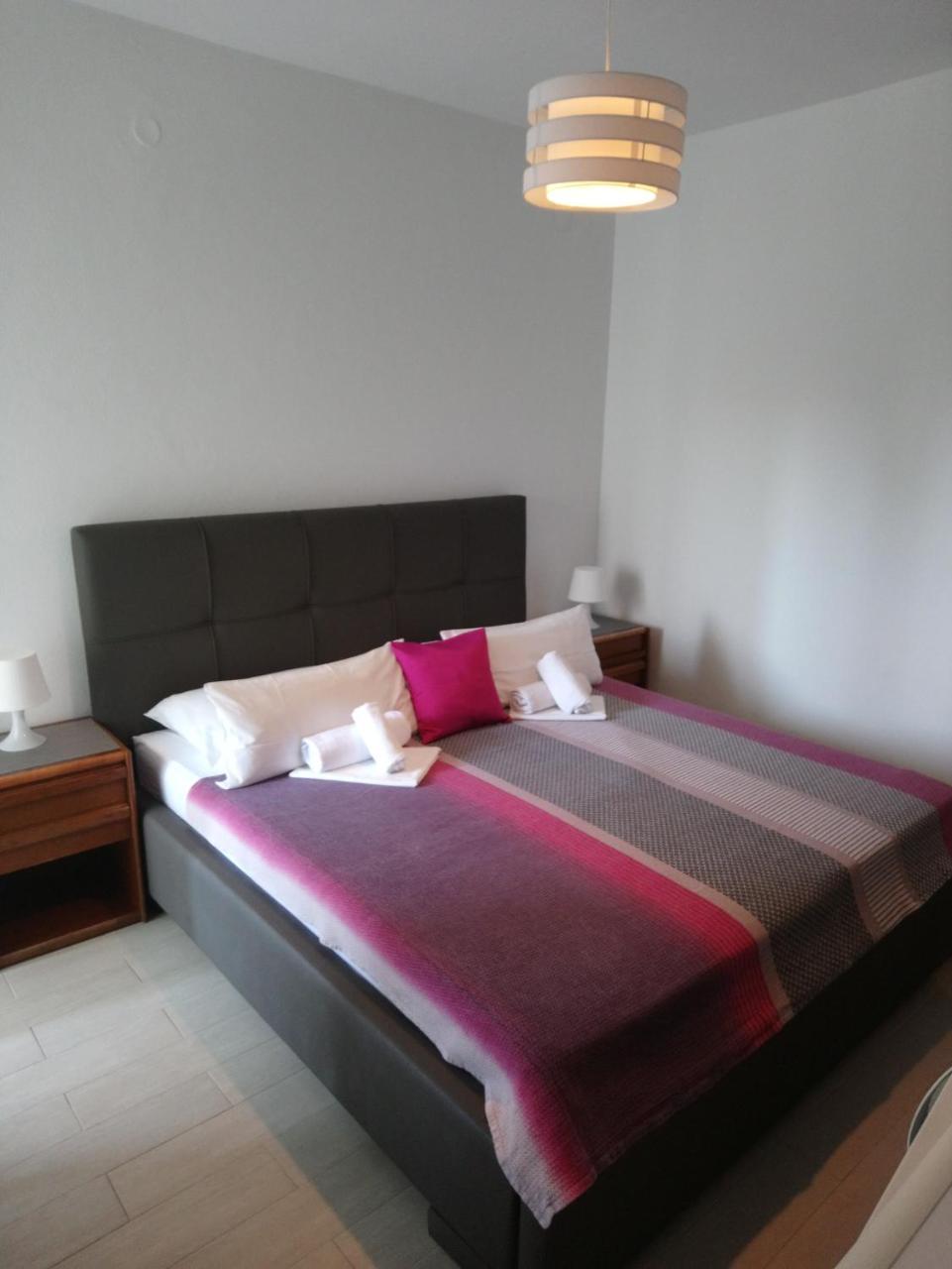 Guesthouse Mario&Marina Макарска Стая снимка
