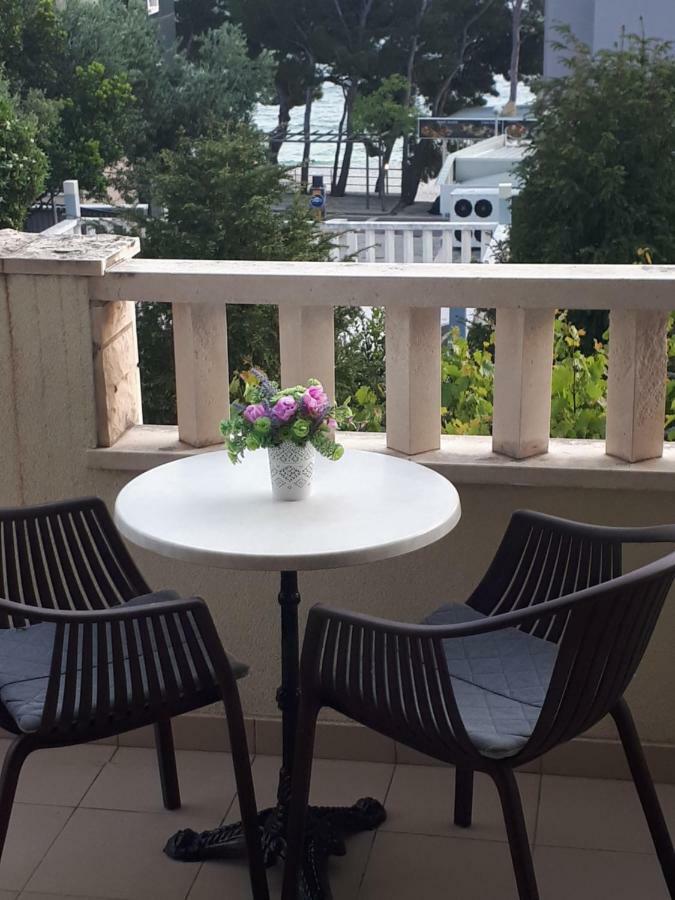 Guesthouse Mario&Marina Макарска Екстериор снимка